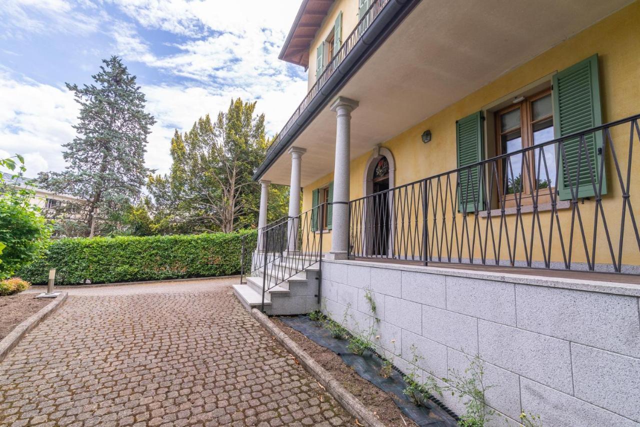 L'Ortensia Della Villa Isabella, Camera Con Vista Lago, Balcone Sul Parco E Bagno Esclusivo All'Esterno Della Camera ستريزا المظهر الخارجي الصورة