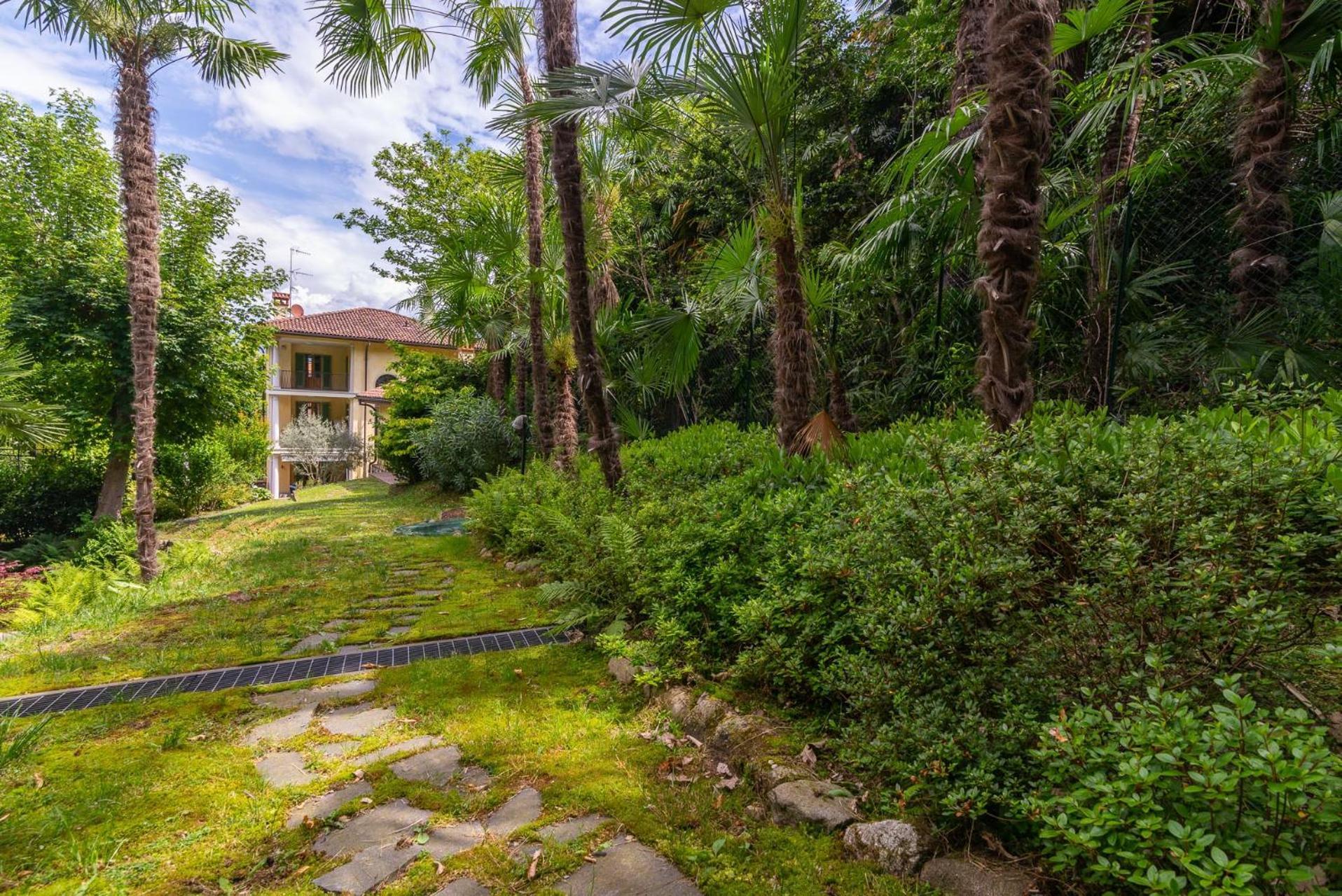 L'Ortensia Della Villa Isabella, Camera Con Vista Lago, Balcone Sul Parco E Bagno Esclusivo All'Esterno Della Camera ستريزا المظهر الخارجي الصورة