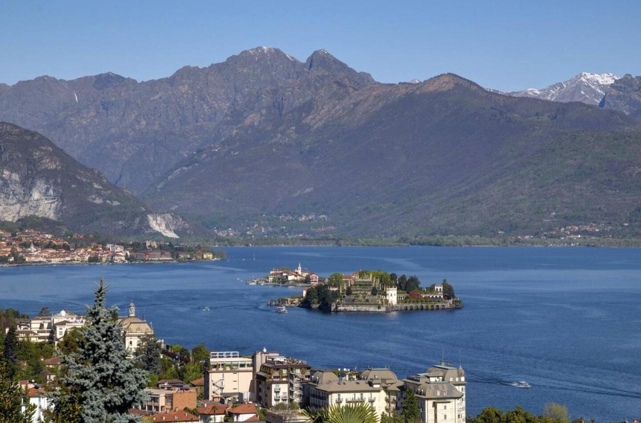 L'Ortensia Della Villa Isabella, Camera Con Vista Lago, Balcone Sul Parco E Bagno Esclusivo All'Esterno Della Camera ستريزا المظهر الخارجي الصورة